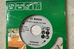 À vendre: Disqueuse Bosch pour meuleuse angulaire