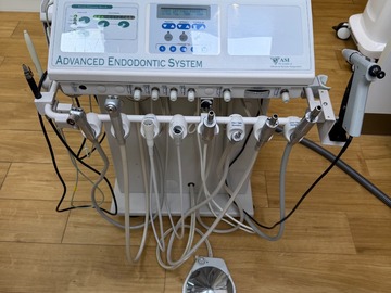 Gebruikte apparatuur: ASI Advanced Endodontic System cart