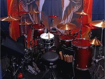Selling with online payment: Ludwig Drum Set Centennial Series Zep