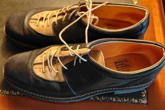 Selling: CHAUSSURES