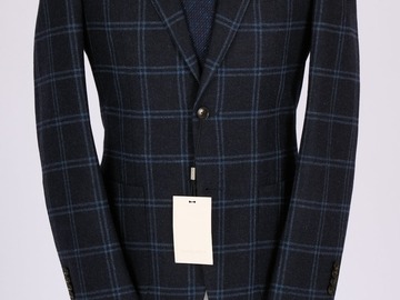 Selling with online payment: [EU][NO US TAX] NWT Suitsupply navy checked jacket, size 38R