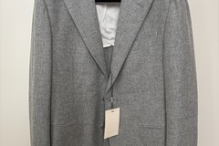 Selling with online payment: [EU][NO US TAX] NWT Suitsupply grey hopsack blazer, size 42S