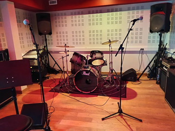 Location à l'heure: Studio 120dB – Répétition en journée – Ivry-sur-Seine