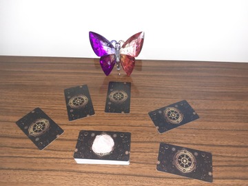 Selling: General 6 card reading or 2 Questions