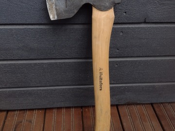 Vuokrataan (viikko): HULTAFORS Hultån Hatchet -retkikirves