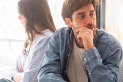 Selling: He’s Becoming Distant, But Is He Losing Feelings?