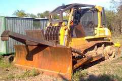En alquiler: TOPADORA KOMATSU D65 EX 15EO