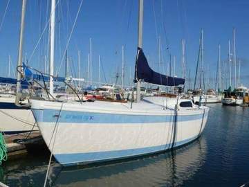 Selling: 34' Columbia ready to sail!