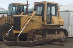 En alquiler: topador komatsu d65