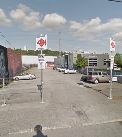 Seattle WA, SODO Commuter Parking. Park near SODO Trains/Bus