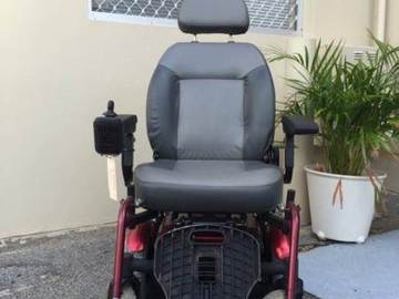Selling: Powerchair medium Size S11 "Quicky"