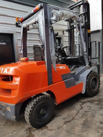 AUTOELEVADOR EN ALQUILER Y VENTA