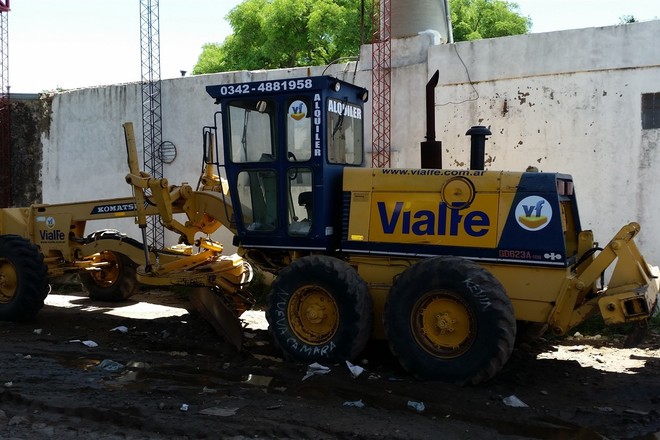 Motoniveladora Komatsu GD623A
