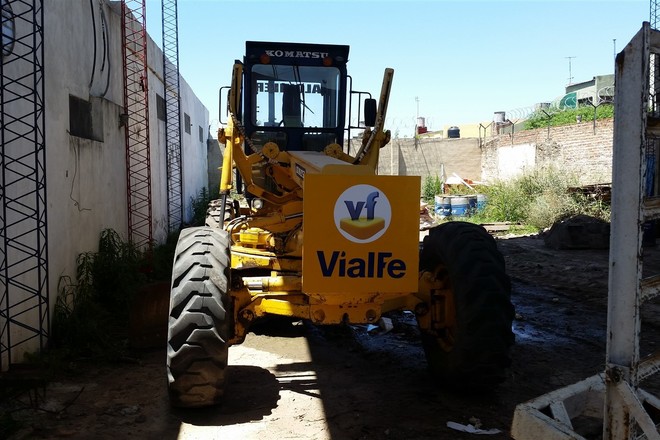 Motoniveladora Komatsu GD623A