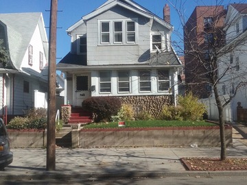 Monthly Rentals (Owner approval required): New York City, Secured Residential driveway. Up to 5 cars