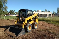 En alquiler: alquiler minicargadora
