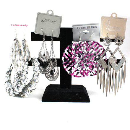700+ Pairs Women's Dangling Earrings Clearance - Retail $7,806.23