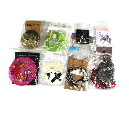 700+ Pairs Women's Dangling Earrings Clearance - Retail $7,806.23
