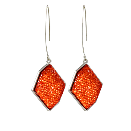 700+ Pairs Women's Dangling Earrings Clearance - Retail $7,806.23