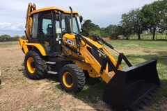 En alquiler: Retropala JCB 3cx 4x4
