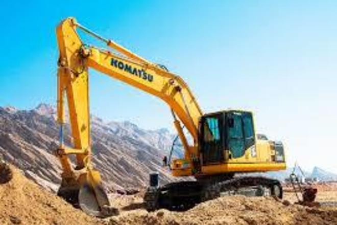 EXCAVADORA KOMATSU PC 200