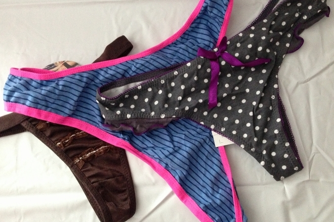 (240) Great Mixed Lot Lady Lingerie Underwear Gstring Thongs