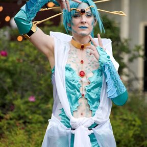 Mae-Gwyn Cosplay