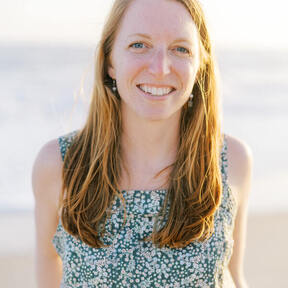 Lindsey Lamond