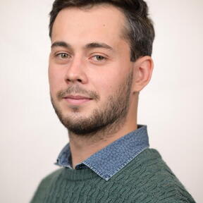 Simon J
