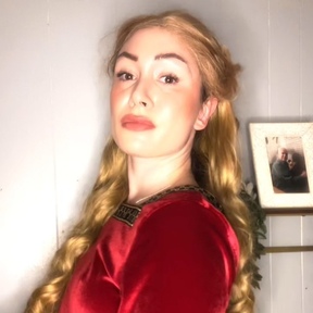 angela