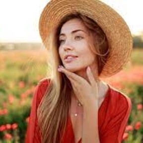Laura Max 