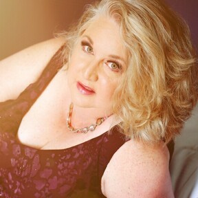 Lynda R. Edwards