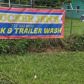 Trucker Jen's parking