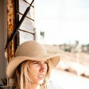 Charlotte E