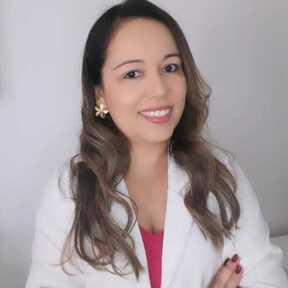 CAROL ALBUQUERQUE