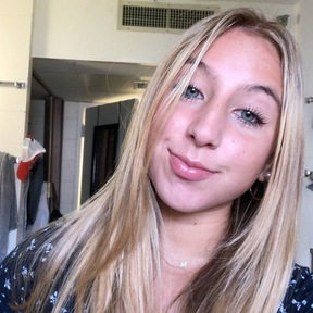 Mia S